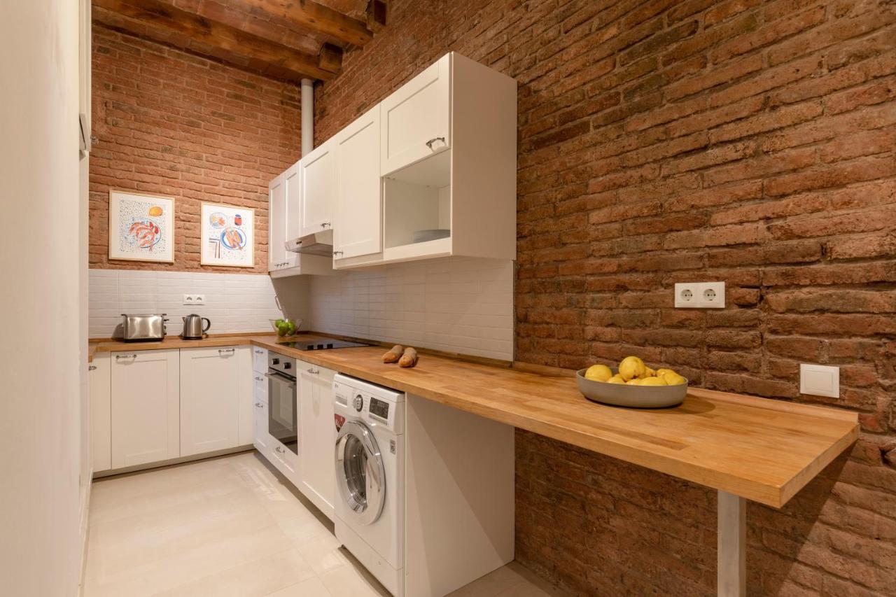 Aspasios Gracia Apartments Barcelona Exterior photo