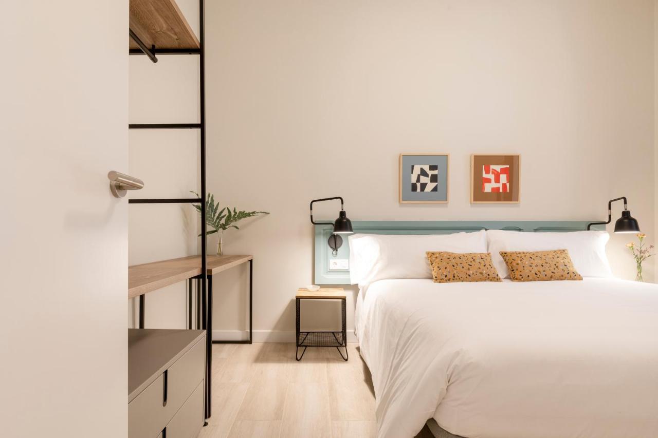 Aspasios Gracia Apartments Barcelona Exterior photo
